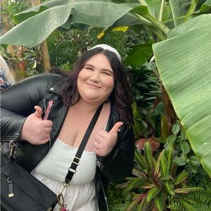 Meet your Posher, Samantha